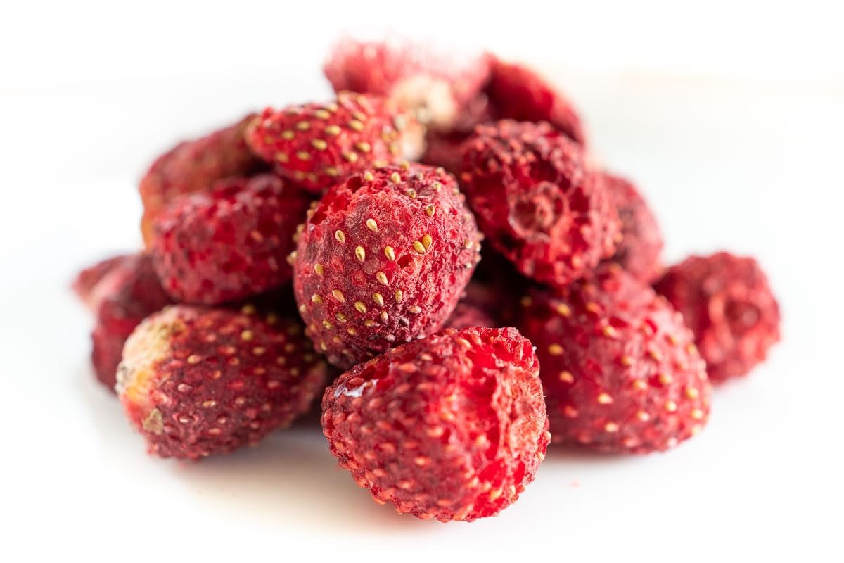 biolla food celé sušené jahody, 0,5 kg, 100% přírodní. Zdravé svačiny pro děti. Ideální do smoothies, ovesných müsli, čajů a kaší. Dlouhá skladovatelnost. VEGANSKÉ, BEZLEPKOVÉ, RAW FOOD Dehydratované produkty Naty Shop