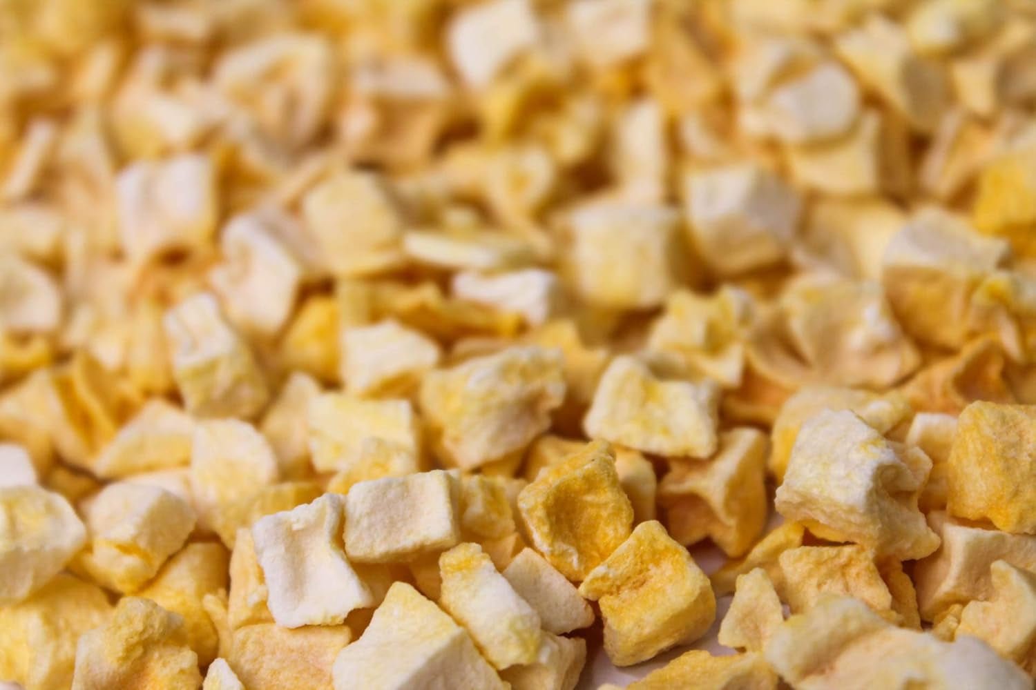 Lyofilizované kousky manga 100g - Lyofilizované ovoce - Lyofilizované sušené ovoce - Sušené mango - Perfektní pro svačiny, pečení, müsli, smoothies a dezerty Dehydrované produkty Naty Shop