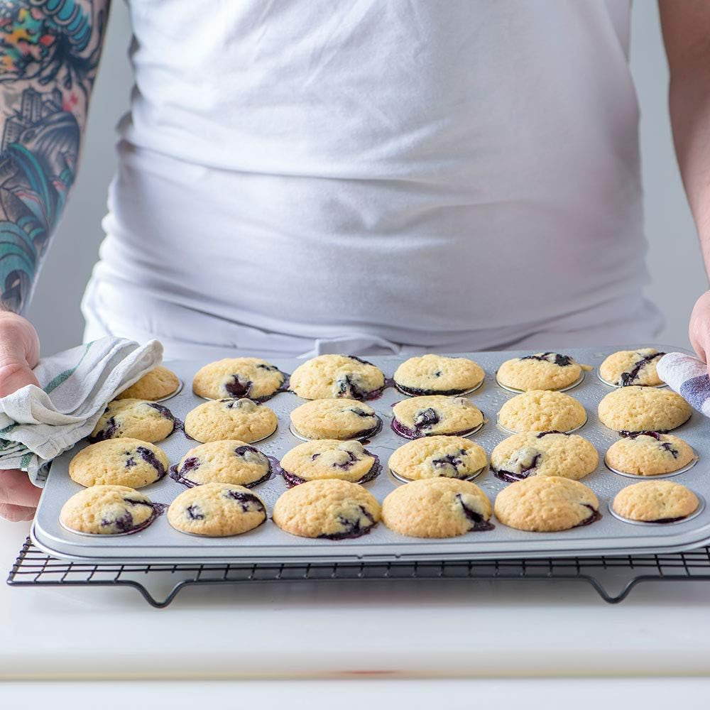 0070035 ZADNÍ FORMA NA 24 MINI MUFFINŮ 38,5 X 26 X 2 H CM Pečicí formy a plechy Naty Shop