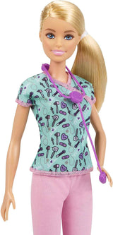 GTW39 panenka Barbie - zdravotní sestra (cca 30 cm) s potiskem a růžovými kalhotami, bílými botami a stetoskopem, skvělý dárek pro děti od 3 let