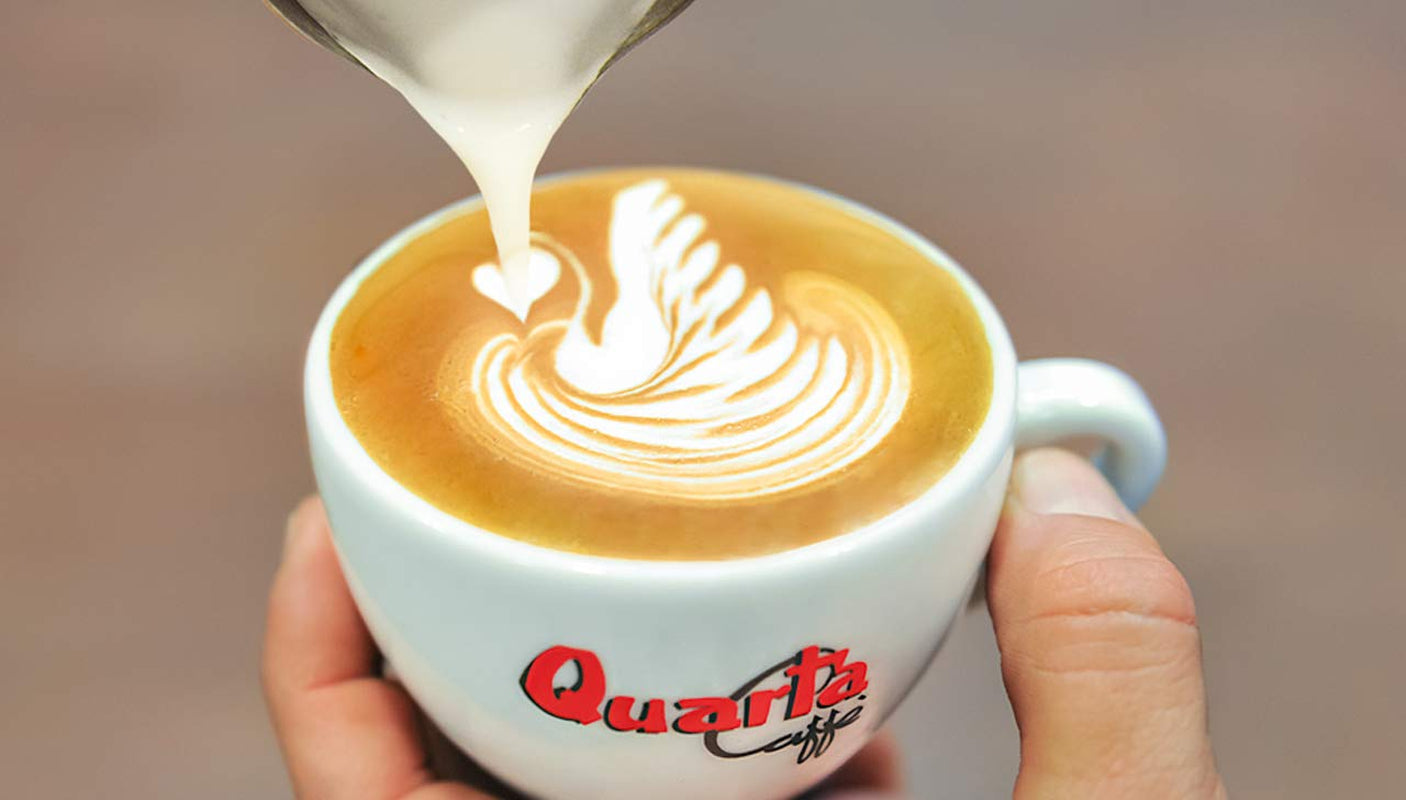 Zrna Quarta Caffè Sorte Rossa - Arabica a robustní káva, 250g, silné a energické aroma - 1 balení 250g. Vyrobeno v Apulii, Salento