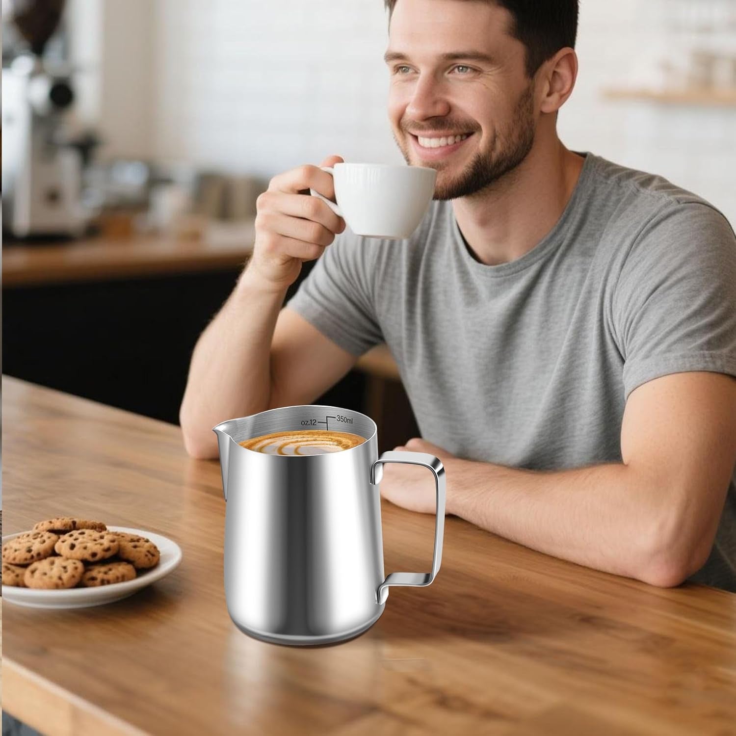 Hrnek na mléko, 350 ml Hrnek na mléko z nerezové oceli s odměrkou, příslušenství pro baristy, Hrnek na mléko na Cappuccino, Espresso, Latte Art, Milovníci kávy, Stříbro, 355 ml