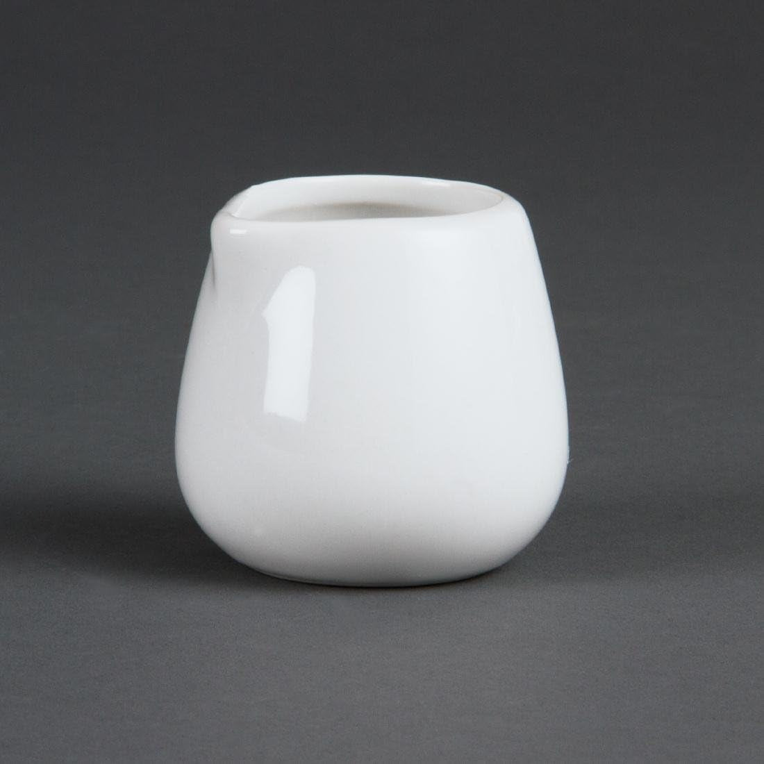 Olympia Whiteware Malé servírovací džbány 43 ml/1,5 oz (balení 12 ks), Bílý porcelán - Bezúchytkový džbán Ideální na mléko, smetanu, omáčky, omáčku - Vhodné do myčky/mikrovlnné trouby, Domácí kavárna, Restaurace, C203