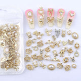 50 zlatých přívěsků na nehty Stück, mix stylů Glitzersteine ​​Nägel Perle Legierung Nagel Steine ​​​​Blume Schmetterling Strasssteine ​​​​Nägel Herz Stern Nagel Charms DIY Nail Art Zubehör Frauen Nägel Deko