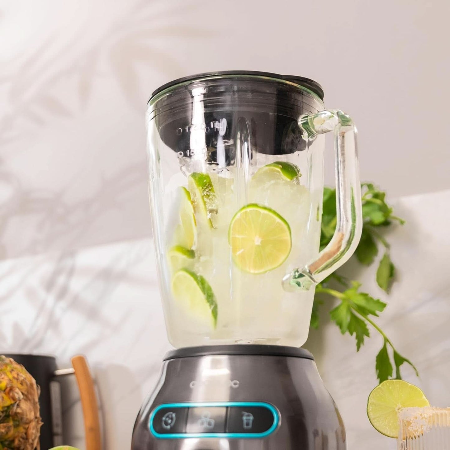 Stojanový mixér Cecotec Power Black Titanium 2200MAX Smooth, 2200 W Maximale Leistung, 6 klingen Aus Edelstahl, Ice-Crush-Funktion, Turbo- Und Smoothie-Funktion, Autoclean-Funktion Kitchen Naty Shop
