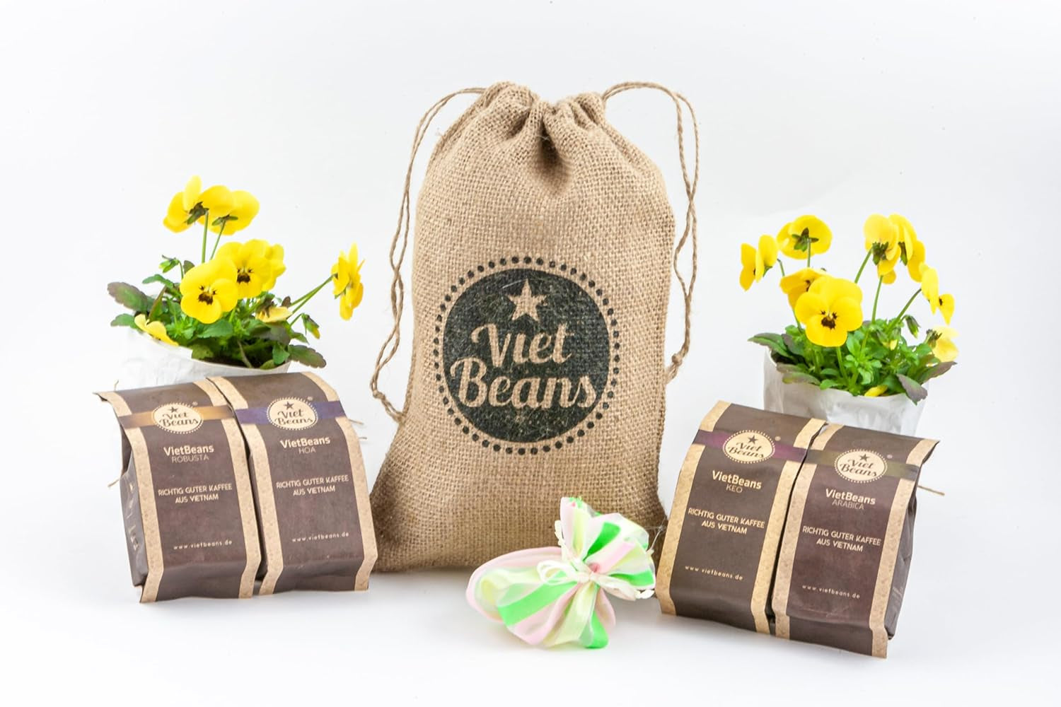 Kaffee Geschenk für Kaffeeliebhaber - Kaffeesack Juta - Vier Sorten exotischer Kaffee im Jutesack - Weihnachten Geschenkidee - Geschenk für Kaffeetrinker - Ganze Bohne