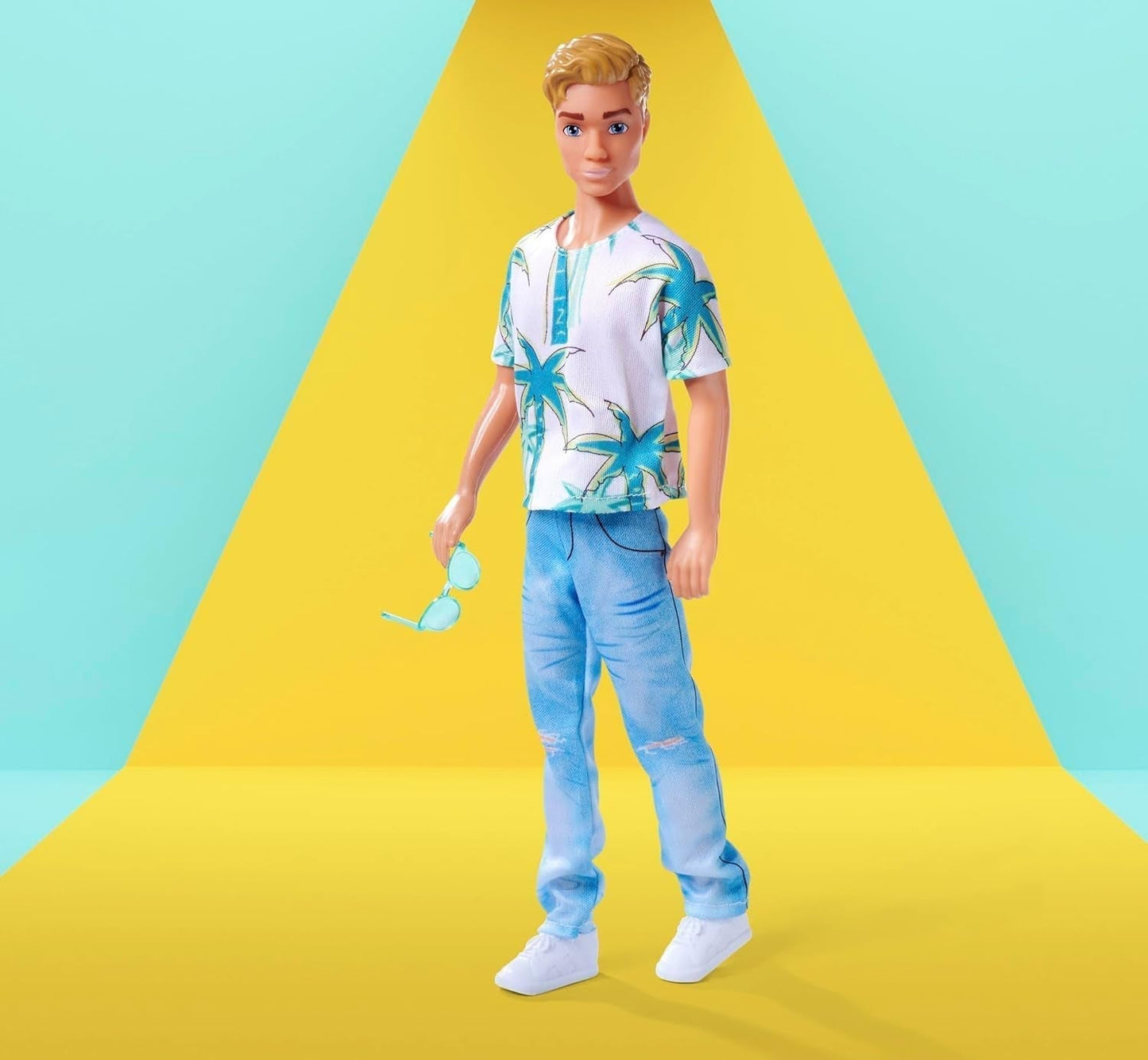 SIMBA 105733729 Panenka Steffi Love Kevin Play má na sobě top s potiskem na dlani a cool džíny včetně slunečních brýlí 30 cm 3 roky staré panenky Naty Shop