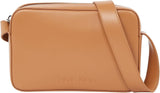 Calvin Klein crossbody kabelka Embossed Logo Camera Bag se zapínáním na zip Dámské tašky Naty Shop Brown (Leo)