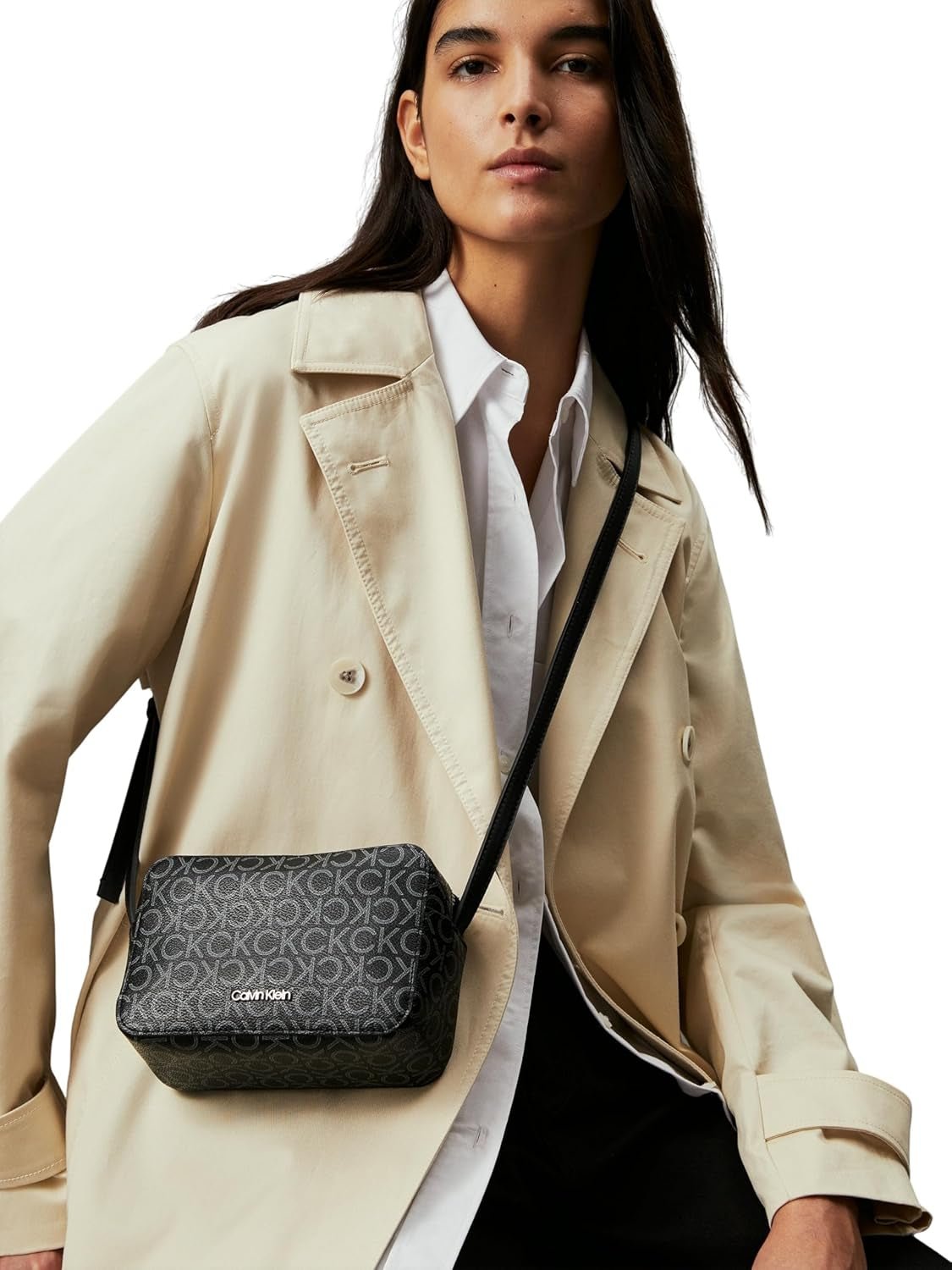 Calvin Klein dámská kabelka přes rameno Ck Must Camera Bag Mono Klein, černá (Black Mono), přírodní velikost Dámské tašky Naty Shop