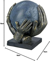 Casablanca moderní design GILDE Deco Sculpture Figura Zachraňte svět - Zeměkoule v rukou - Výška 19 cm Sošky a plastiky Naty Shop