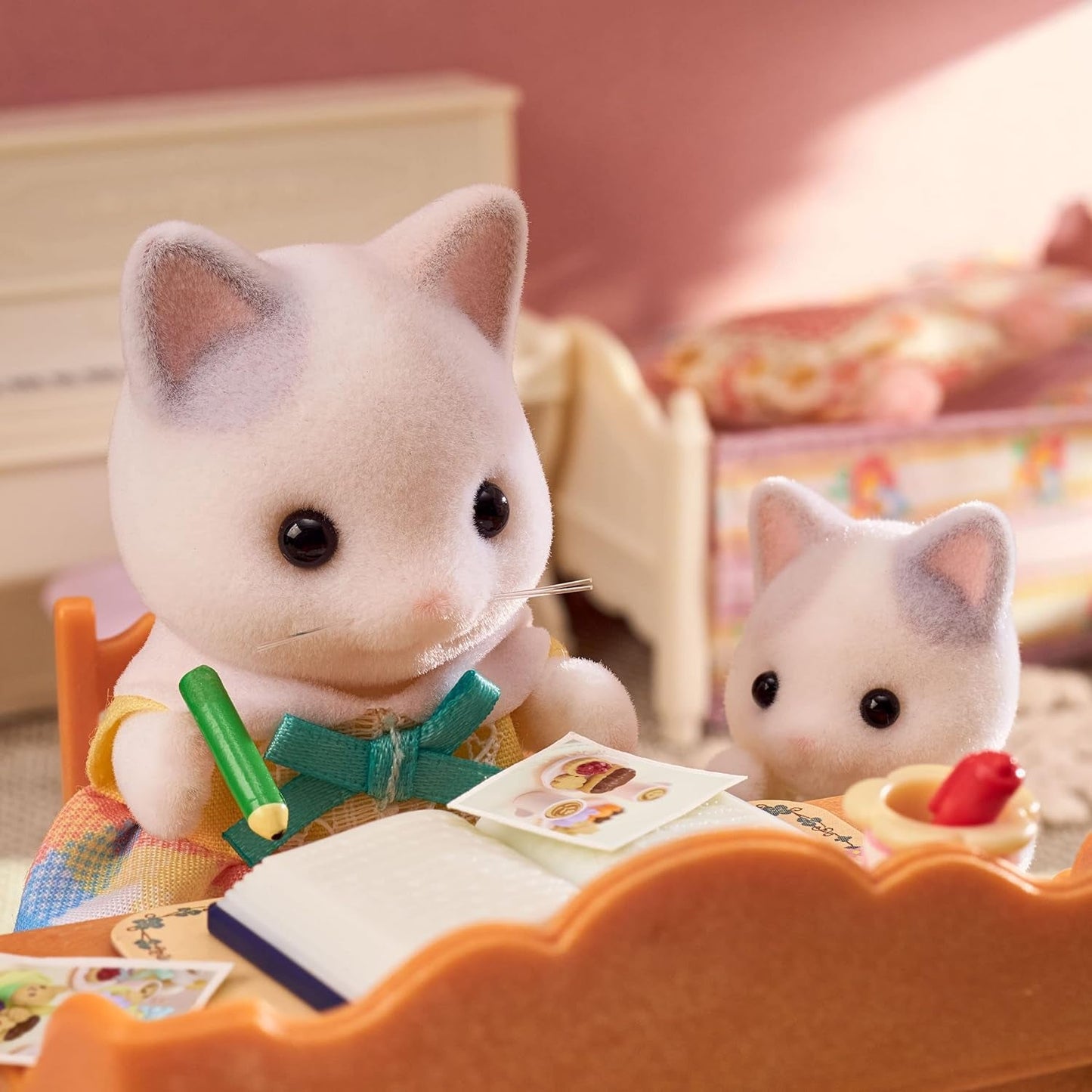Sylvanian Families - 5738 Milk Cat Family - Figurky domečku pro panenky