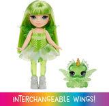 Rainbow High Littles Rainbow Fantasy víla a mazlíček - smaragdová, zelená - 14 cm kloubová malá fantasy dračí panenka s vyměnitelnými křídly víly, sladký dárek pro děti od 4 let