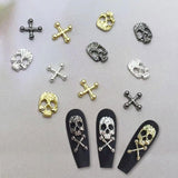 120ks Cross Skull Nail Art Dekorace Sada Zlatá Stříbrná Kovová přívěsky Punk Alloy Nail Art Šperky Šumivé kameny Příslušenství