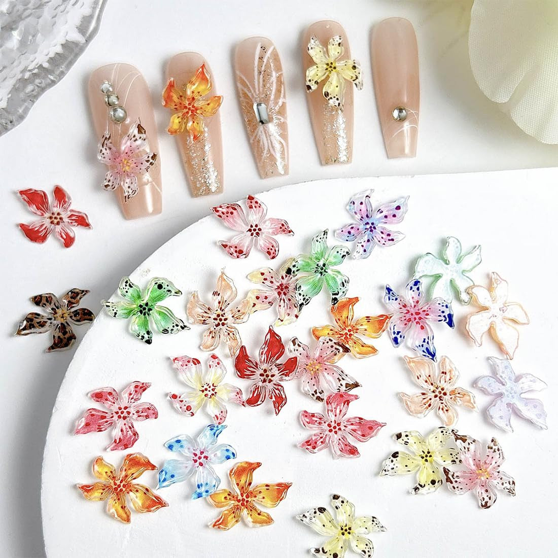 100 ks 3D Blume Nagel Charms Nägel Zubehör Nageldesign Glitzersteine ​​​​Nailart Strasssteine ​​​​Květinové přívěsky na nehty Luminous Flower Nail Art Charms Bunte Blumen Deko Nagel Steinchen Flowers Nail