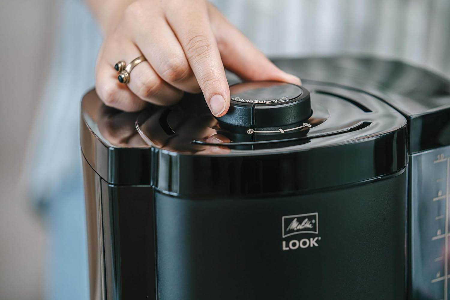Melitta Look Therm - Espresso kávovar s filtrem, termo karafou a vyjímatelnou nádržkou na vodu, až na 10 šálků kávy, černá