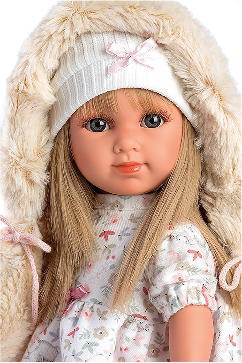 Llorens 1053541 Elena Blond vlasy Modré oči Módní panenka s měkkým tělem včetně módního outfitu s kabátem s kapucí 35 cm