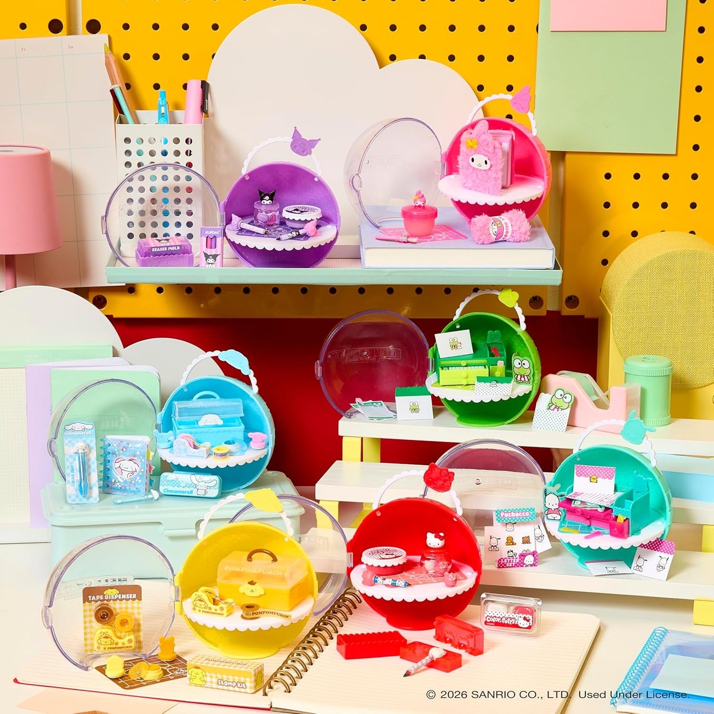Miniverse MGA Make It Mini Hello Kitty and Friends Series 3 – mini sběratelské předměty, Sanrio, retro repliky papírnictví, řemesla, kutilství, pro sběratele a děti od 8 let