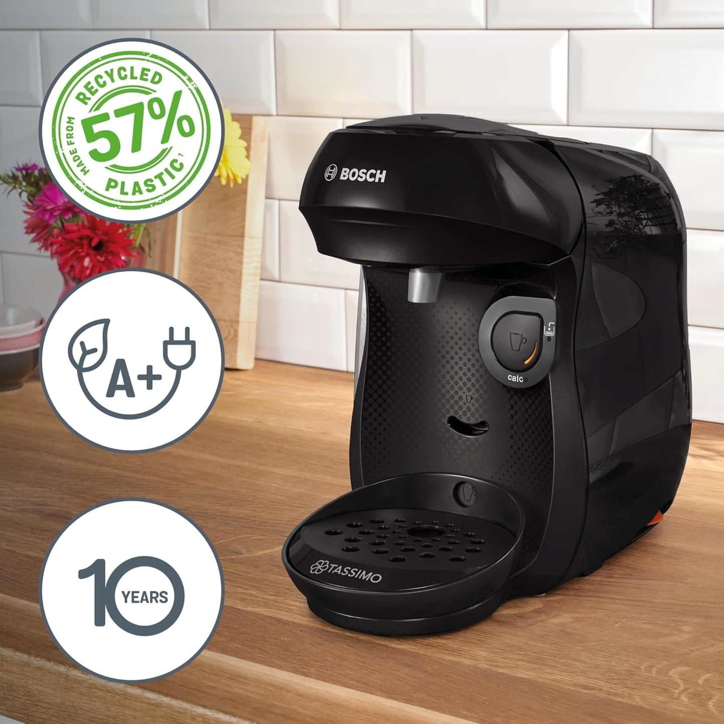 Bosch Tassimo Happy Friendly kávovar na kapsle TAS102E, 70+ nápojů, Vhodné pro všechny šálky, Auto-Stop, Trvale udržitelný, Perfektní dávkování, Úspora místa, 1400 W, Černá