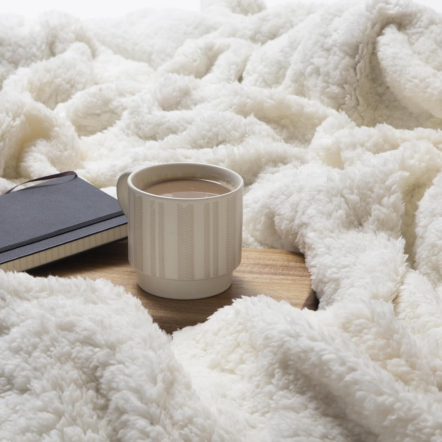 CARSTENS, INC. Wrangler Ultra Premium Throw Deka, Super měkká, Sherpa Fleece, Oversized, 137,2 x 172,7 cm, Southwest Horizon Beds and Deky Carstens, Inc.