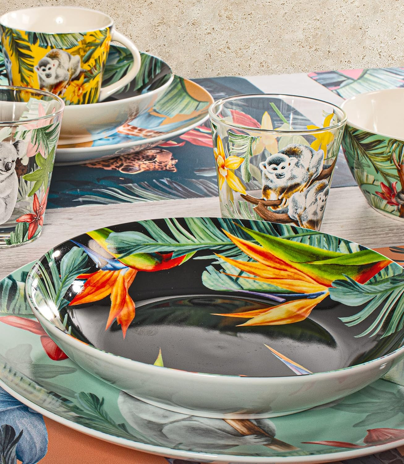 18 kusů exotického porcelánu Tavola Service