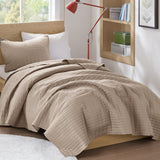 Comfort Spaces Sada přikrývek Kienna Luxusní letní přikrývka s dvojitým stehem Lehká měkká povlečení na celý rok Odpovídající povlak na polštář Bílá přikrývka velikosti King Size (264,2 x 228,6 cm) Naty Shop Taupe Twin/Twin Xl (66"X90") Přikrývky a přikrývky