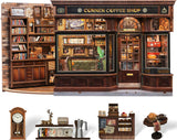 CUTEBEE Book Corner Kit – DIY domečky pro panenky, LED svítící sada miniaturního domečku pro dospělé, 3D dřevěné puzzle a stojan na knihy – dekorace a dárek do police (rohová kavárna)