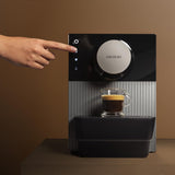 Kompaktní espresso Cecotec Cremmaet Cube, 1350 W, lisovací systém 10 g, předinfuzní systém, 19 bar, systém termobloku, 5 nastavení mletí, dotykový ovládací panel