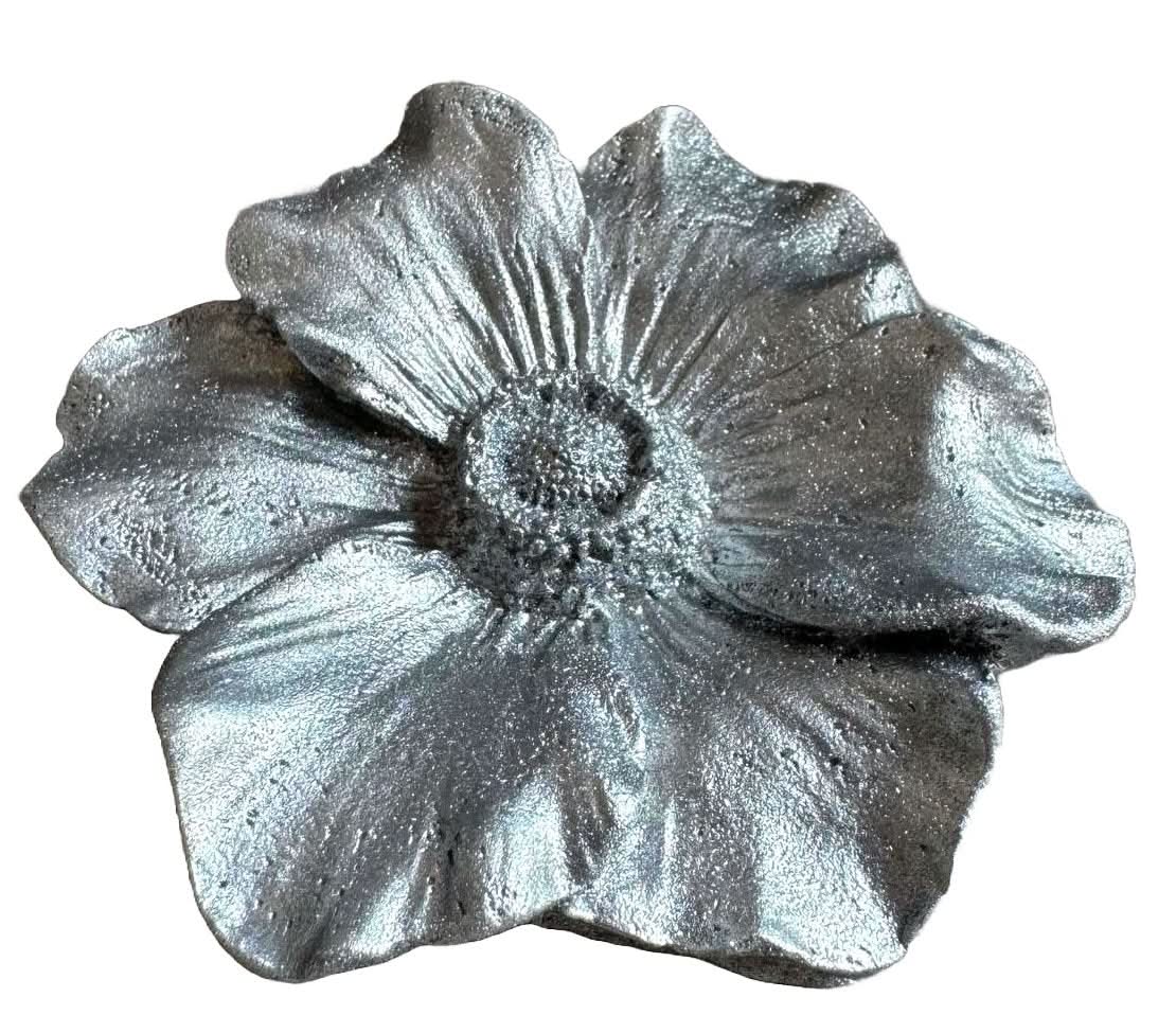 Jedlá cukrová dekorace, dekorace z cukrové pasty Silver Camelia Nati Shop