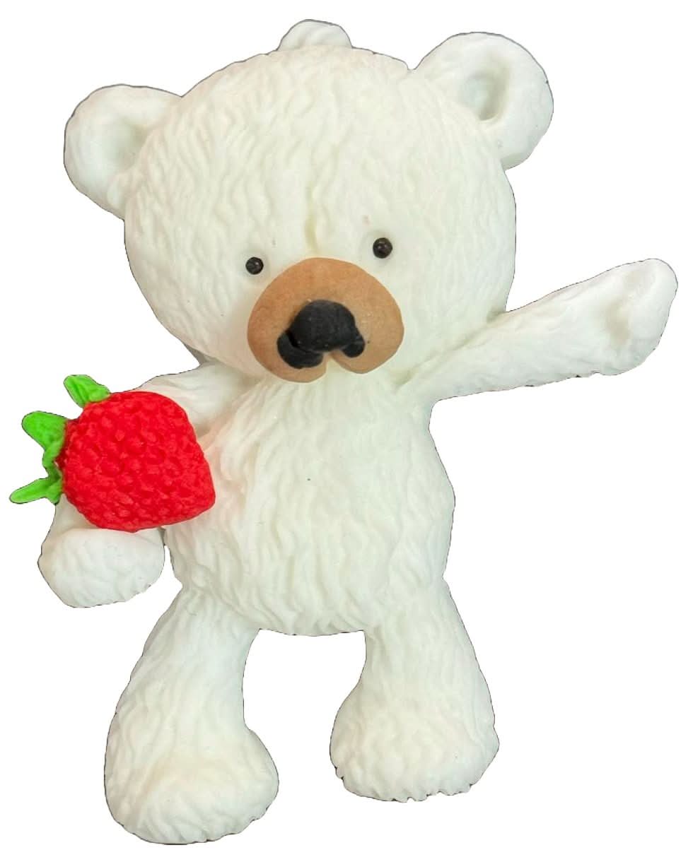 Jedlá cukrová dekorace, Medvěd s jahodovými dekoracemi z Sugar Paste Nati Shop