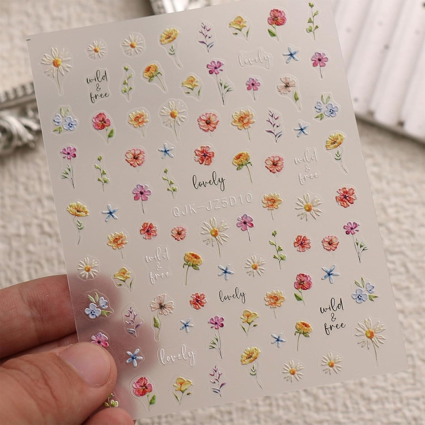 JMEOWIO 3D Nálepka na nehty Blumen Nálepka na nehty Selbstklebend Nagelaufkleber 5D Stereoskopické jarní letní Dekorace Blumen Nageldesign Zubehör 4 Blatt