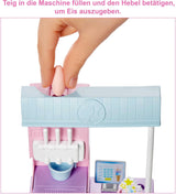 Série Barbie You Can Be Anything, Zmrzlinárna, 1x Panenka Barbie s blond vlasy, Stroj na zmrzlinu, Barbie Play-Doh, Doplňky na pečení, Dárek pro děti, Hračka od 3 let, HCN46