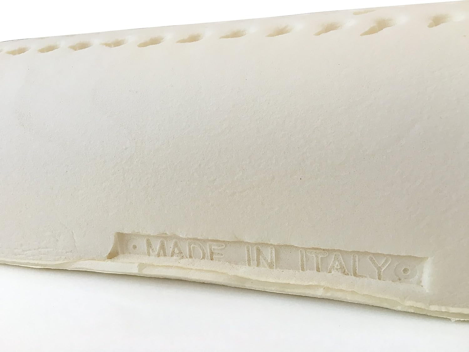 Přírodní latexový polštář Double Wave Model - Perforovaný latexový polštář Ultra prodyšný Přirozená a zdravá regenerace - Nejvyšší komfort Ergonomický Antibakteriální - 100% Vyrobeno v Itálii Standardní polštáře Naty Shop