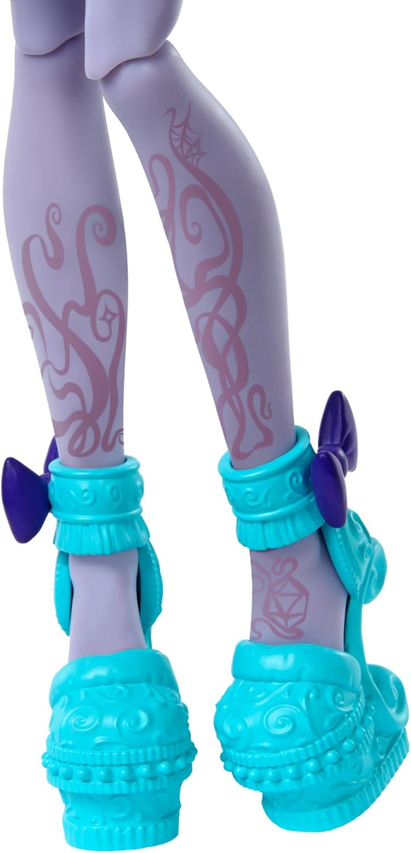 Sada doplňků pro panenku Monster High Fearbook Twyla a filmový klub, školní bunda, absolventské album, stolní hra a sušenky, HXW31