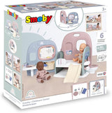 Smoby - Péče o miminko Dětská školka pro panenky - Herní centrum pro panenky Jeslička + Mateřská školka Každodenní život - Skládací hrací plocha s otáčením o 360° - 6 doplňků - Vyrobeno z 90 % z recyklovaného materiálu ve Francii, od 3 let