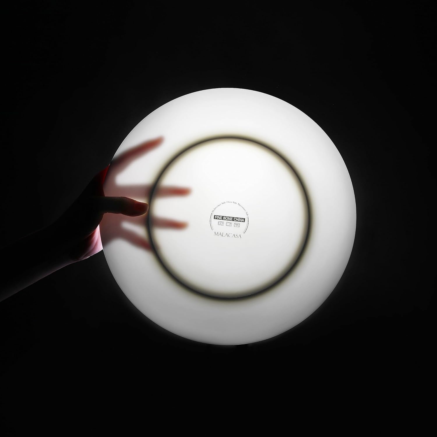 MALACASA Sada jídelního nádobí pro 4 osoby Bone China 16dílná sada nádobí Kulatý bílý se zlatým okrajem Kombinace Sada 4 talířů 4 dezertních talířů 4 talířů Suma a 4 misky na cereálie Řada NORI