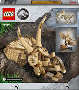 LEGO Jurassic World Dinosaur Fossils: Model lebky Triceratopse, hračka dinosaura pro kluky a dívky od 9 let, dárek pro děti a fanoušky Jurský svět 76969 Stavebnice Besuche den LEGO-Store