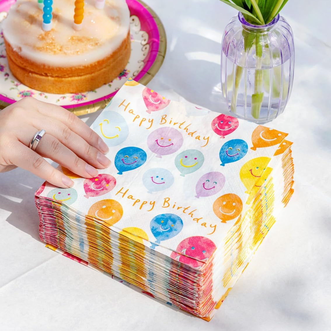 Vysoce kvalitní papírové stolní ubrousky Happy Birthday Smiley Face Balónkové ubrousky pro párty Catering Ekologické jednorázové ubrousky Kompostovatelné Odolné Recyklovatelné