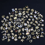 50 zlatých přívěsků na nehty Stück, mix stylů Glitzersteine ​​Nägel Perle Legierung Nagel Steine ​​​​Blume Schmetterling Strasssteine ​​​​Nägel Herz Stern Nagel Charms DIY Nail Art Zubehör Frauen Nägel Deko