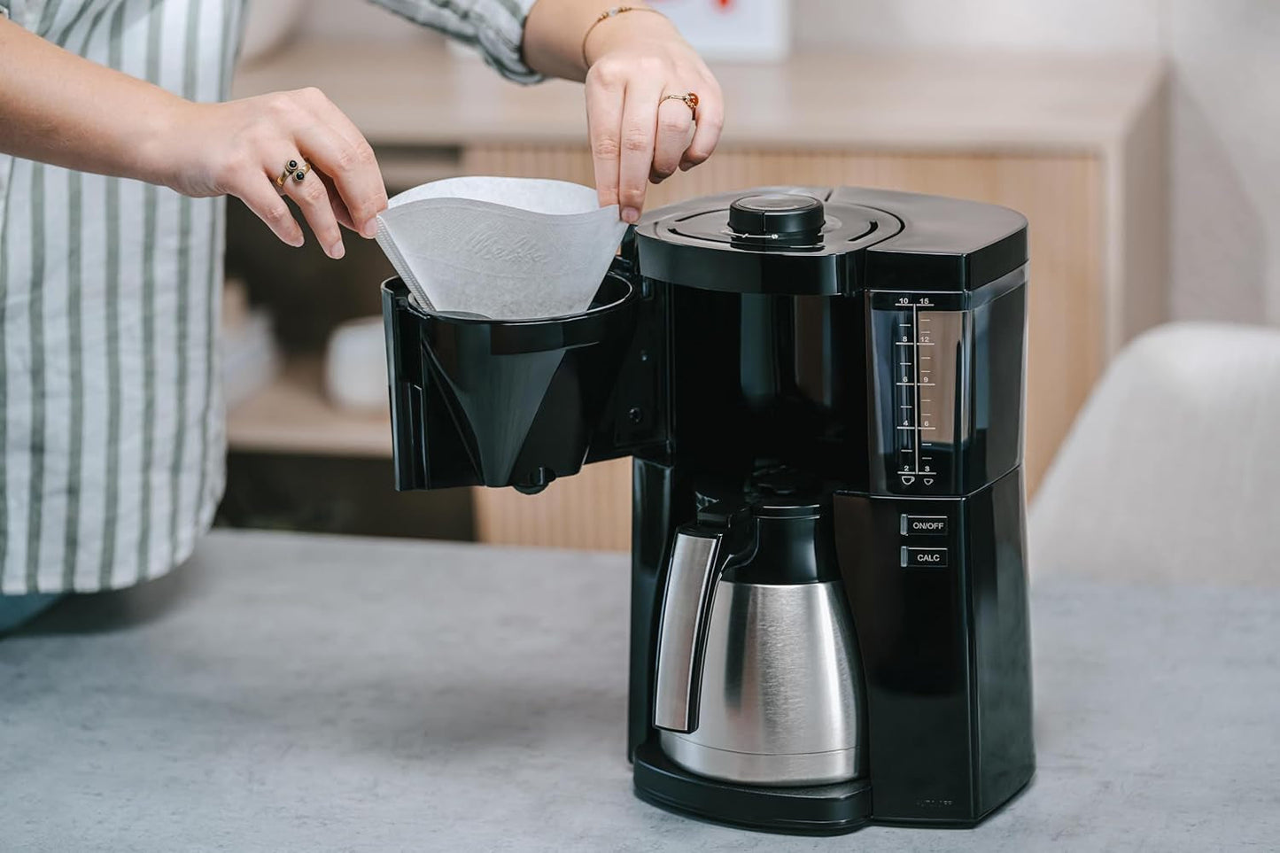 Melitta Look Therm - Espresso kávovar s filtrem, termo karafou a vyjímatelnou nádržkou na vodu, až na 10 šálků kávy, černá