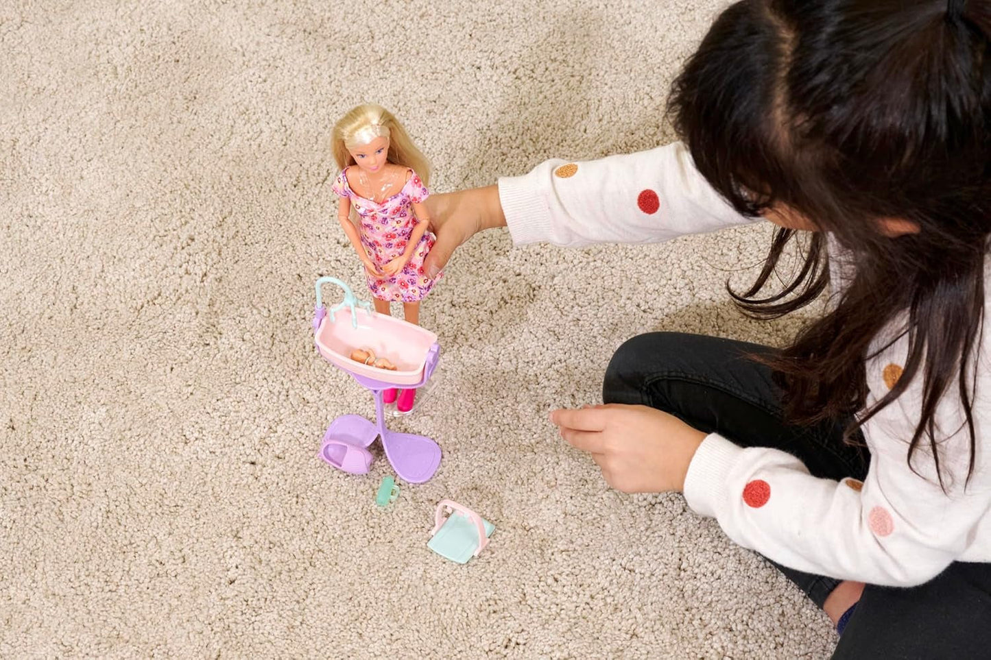 Simba 105733680 Steffi Love Doll Hello Baby (29 cm) - Těhotná panenka s rostoucím bříškem, panenka a doplňky - Hračka pro děti, dívky a kluky od 3 let