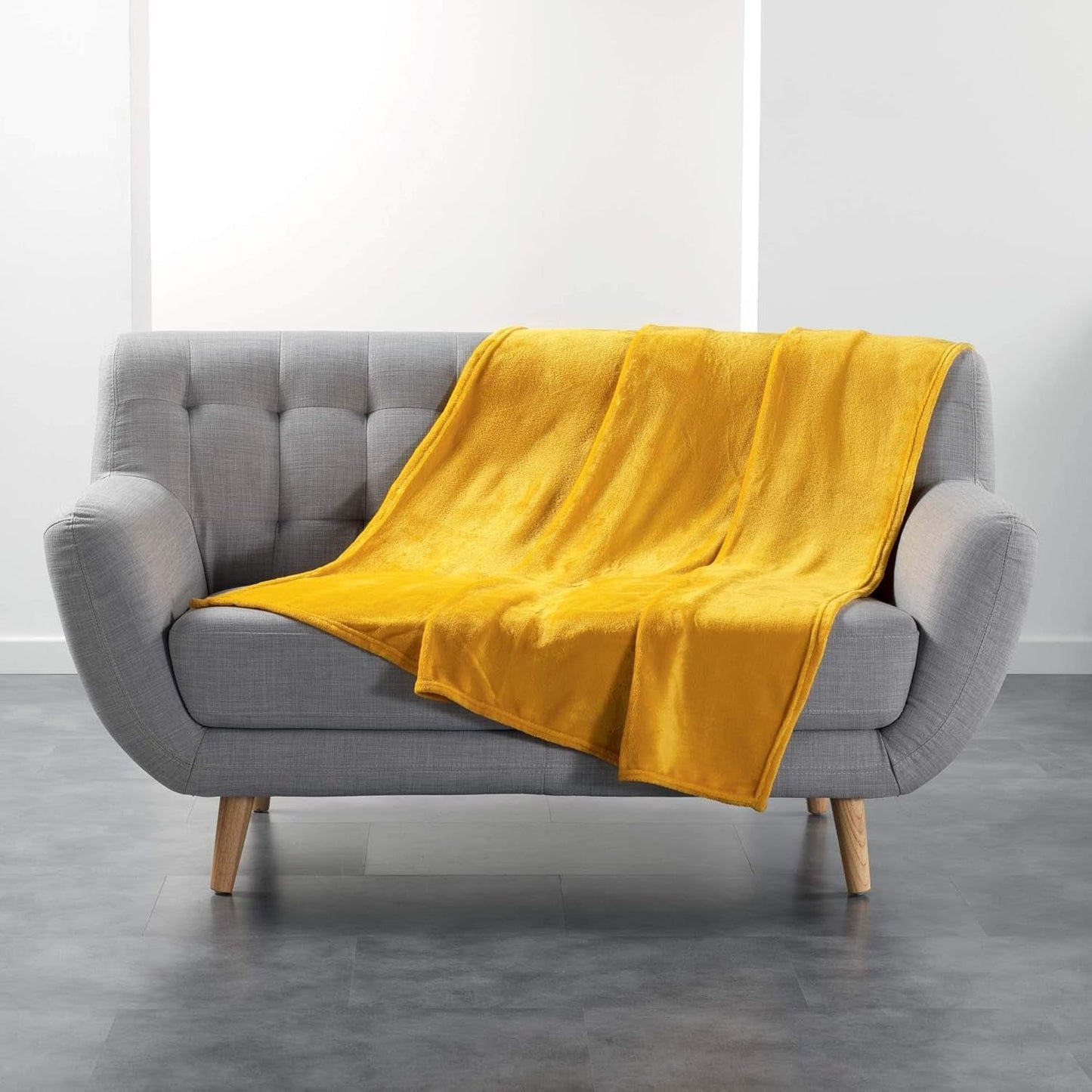 Douceur D'Intérieur Flanou Plaid, Polyester, Šedá, 125 X 150 cm Přikrývky a přikrývky Naty Shop žlutá