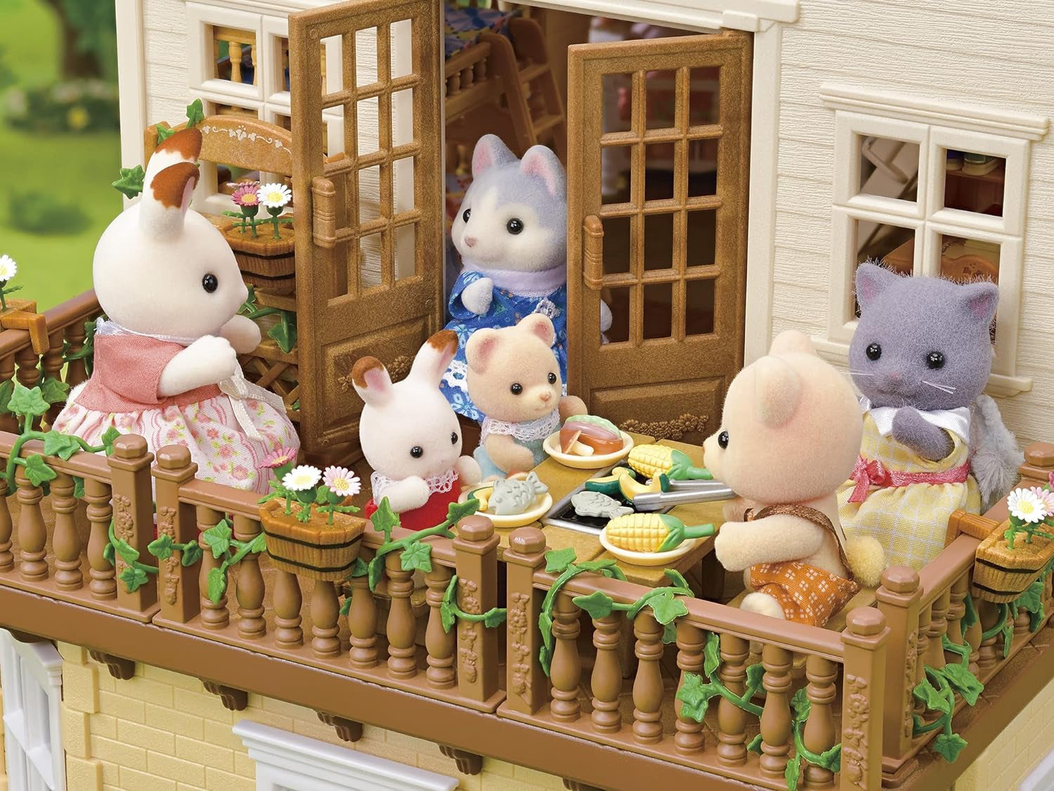 Městský dům Sylvanian Families 5716 s podkrovním pokojem