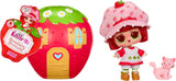 LOL Překvapení! Loves Strawberry Shortcake Tots – sběratelské voňavé panenky se 7 překvapeními, mazlíčkem, módou, botami, kloboukem, herní sadou s jahodovým koláčem, konvertibilní dům, věk 4+