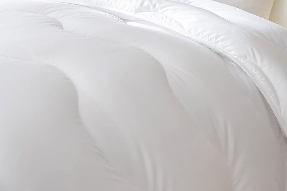Abeil Thermofill Ultra Warm Quilt 220X240 Cm bílá Přikrývky a přikrývky Naty Shop