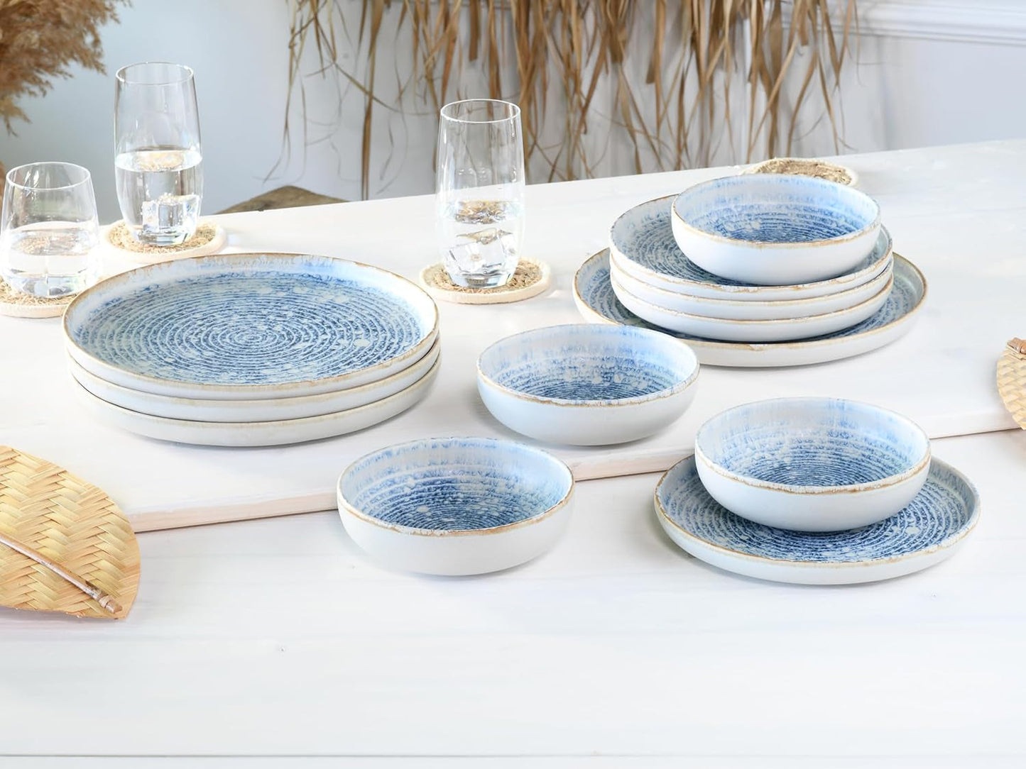 CreaTable, 21652, Uno Mykonos Series, 12dílná sada nádobí, sada porcelánových talířů, vhodné do myčky a mikrovlnné trouby, Made in Portugal