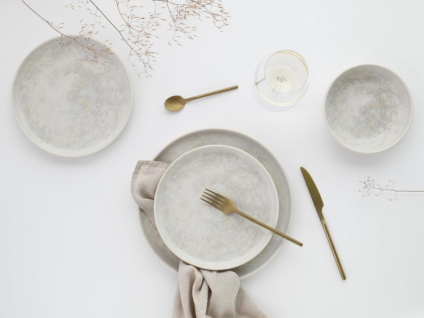 CreaTable, 23714, řada Uno Athena, 12dílná sada nádobí pro 4 osoby, sada porcelánových talířů, vhodné do myčky a mikrovlnné trouby, vyrobeno v Portugalsku