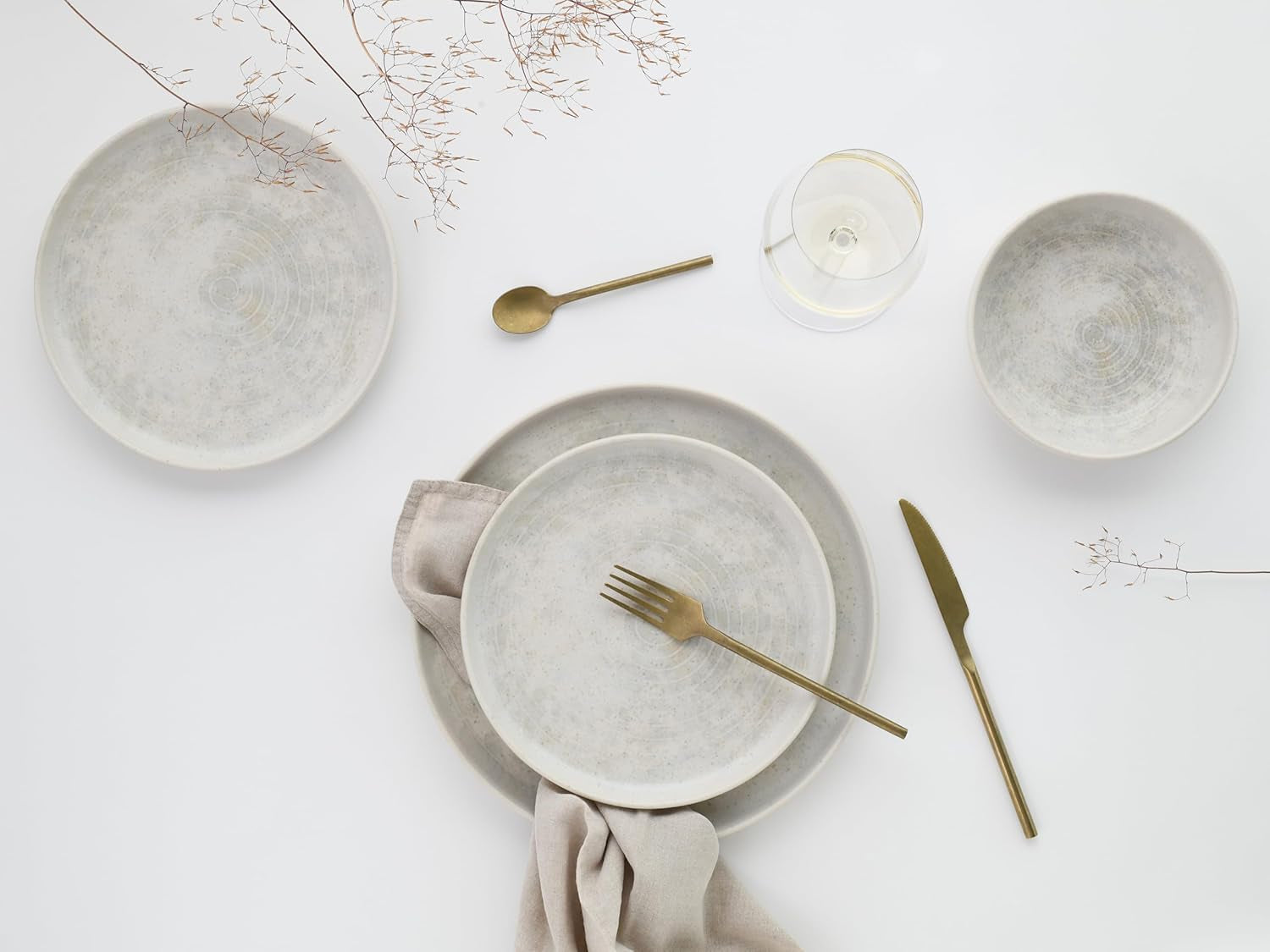 CreaTable, 23714, řada Uno Athena, 12dílná sada nádobí pro 4 osoby, sada porcelánových talířů, vhodné do myčky a mikrovlnné trouby, vyrobeno v Portugalsku