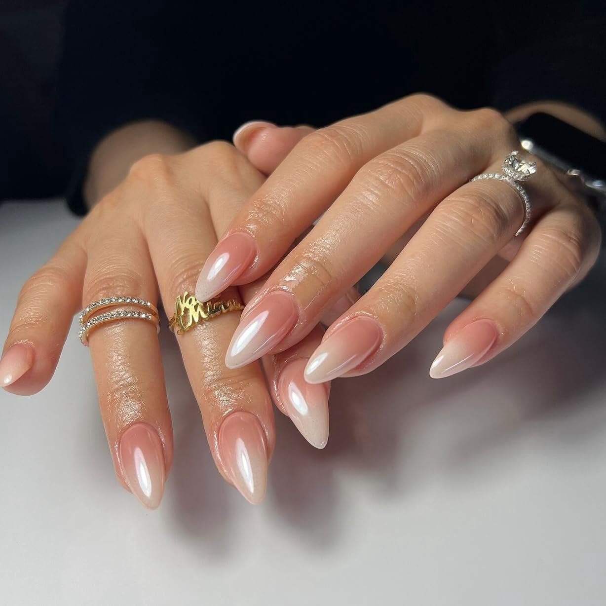 Samolepící chromové nehty - středně mandlově hnědé Glitter lepidlo na nehty Glitter Falešné nehty Lepidlo na umělé nehty Glazované akrylové nehty pro ženy 24ks