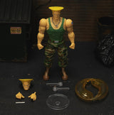 Figurka Jada Toys Street Fighter Guile (15 cm) - Street Fighter 2: The Final Challengers Sběratelská pohyblivá akční figurka s alternativní hlavou, rukama a doplňky, akční figurky od 13 let Naty Shop