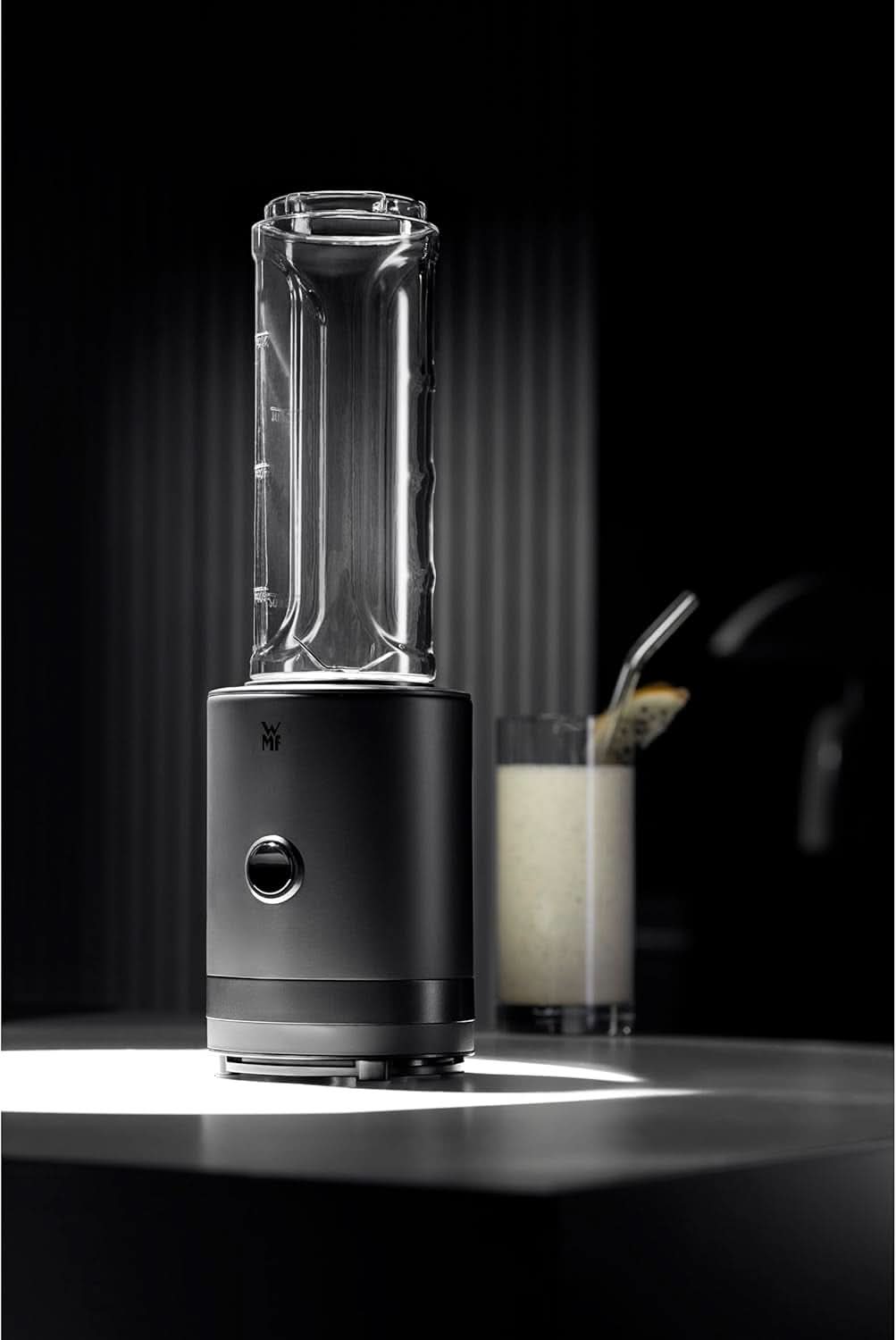WMF Küchenminis Smoothie-To-Go, Mini stojanový mixér Mit Zwei Mix-/Trinkbehältern 0,6L, Mixér Hochleistungsmixer 300 W, Edelstahl Matt, Schwarz Kitchen Naty Shop